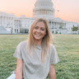 Meet your Posher, Carly